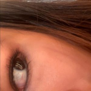 Meet your Posher, Ava